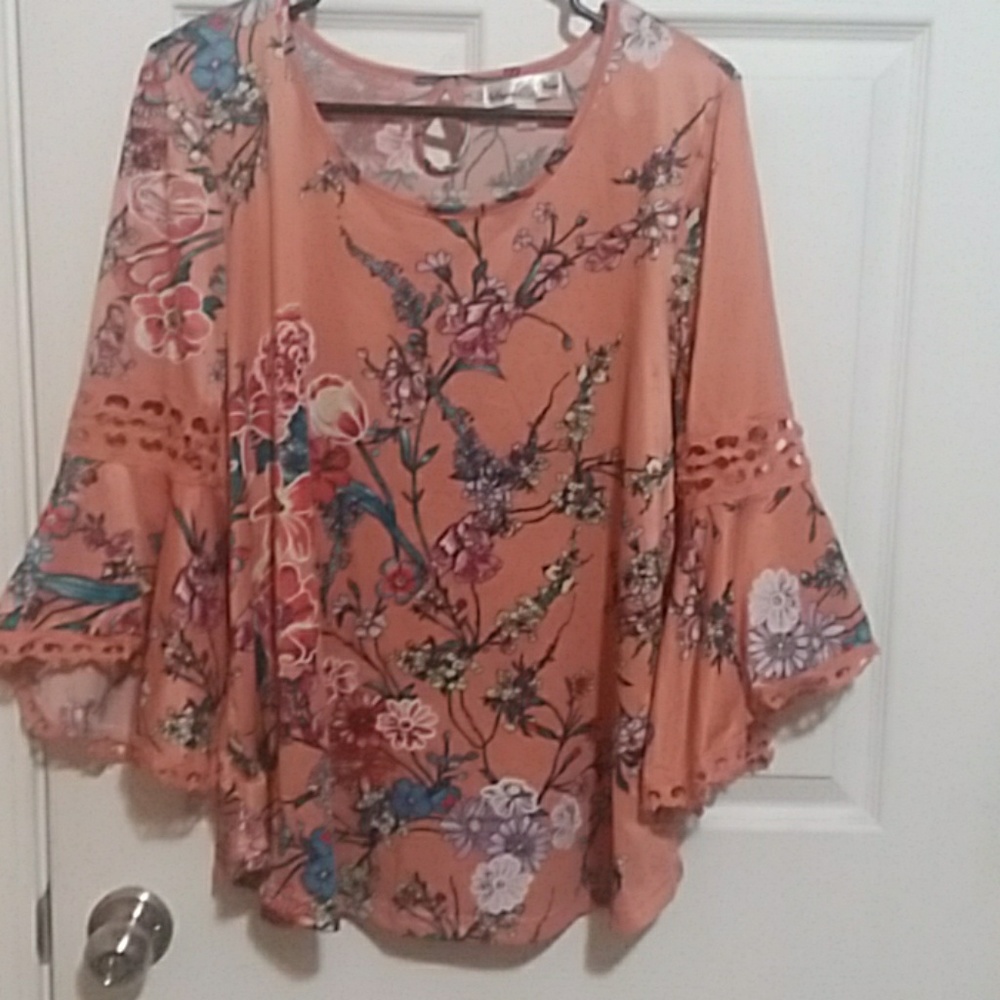 Casual dressy shirt